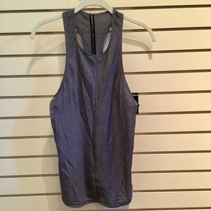Lululemon women’s tank top